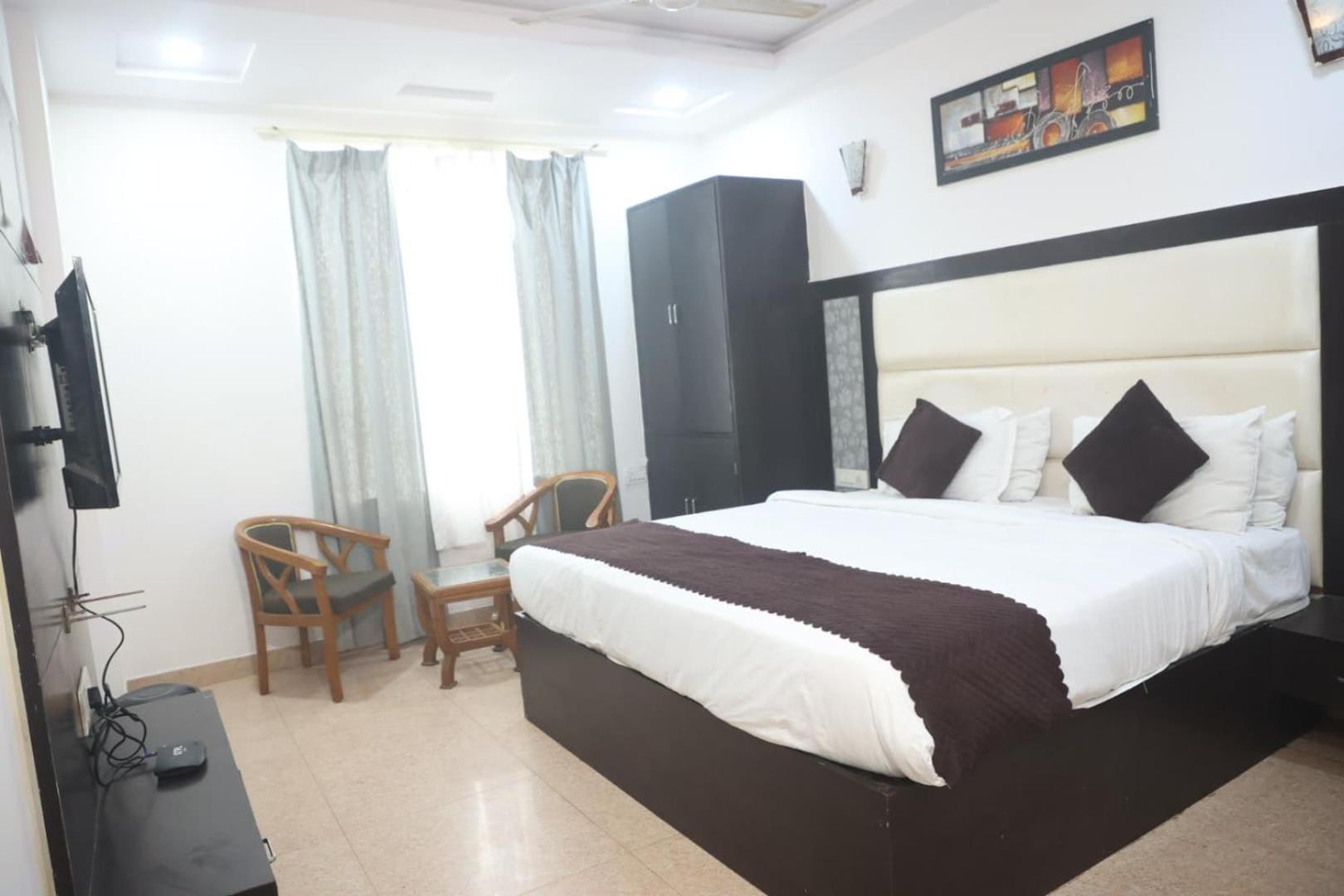 Hotel Grand Father Агра Экстерьер фото