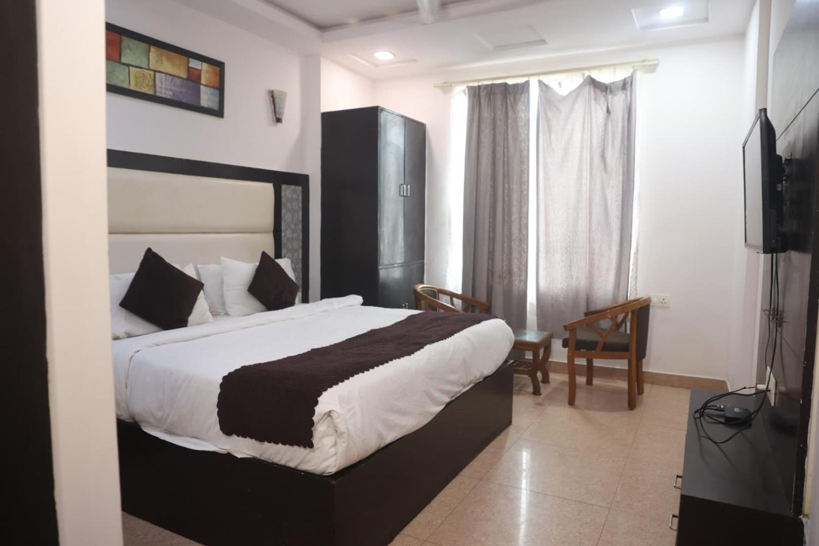 Hotel Grand Father Агра Экстерьер фото