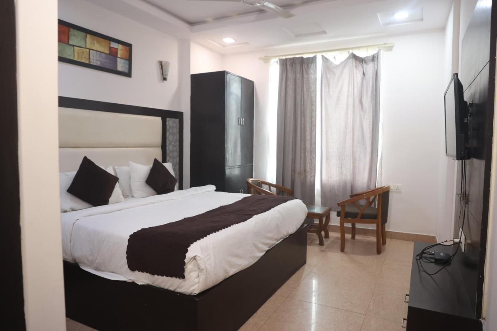 Hotel Grand Father Агра Экстерьер фото